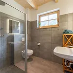 Riesner Alpenlodge בקתה *