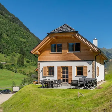 Chalet Riesner Alpenlodge Donnersbachwald