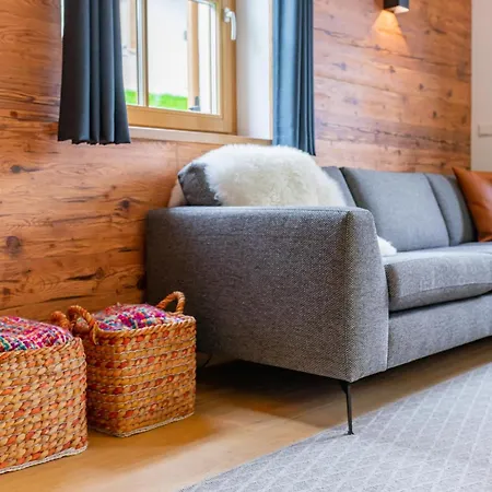 Chalet Riesner Alpenlodge Donnersbachwald