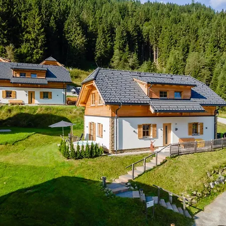 Chalet Riesner Alpenlodge *
